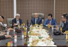 البنك المركزي اليمني يبحث مع البنوك العاملة تعزيز البنية المصرفية وتطوير نظم الدفع