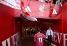 رحيل محمد صلاح يطوي صفحة تاريخية في ليفربول.. ودموع الوداع تهز “أنفيلد”