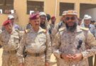قائد المنطقة العسكرية الأولى وقائد اللواء 11 حرس حدود يتفقدان أفراد اللواء في رماه